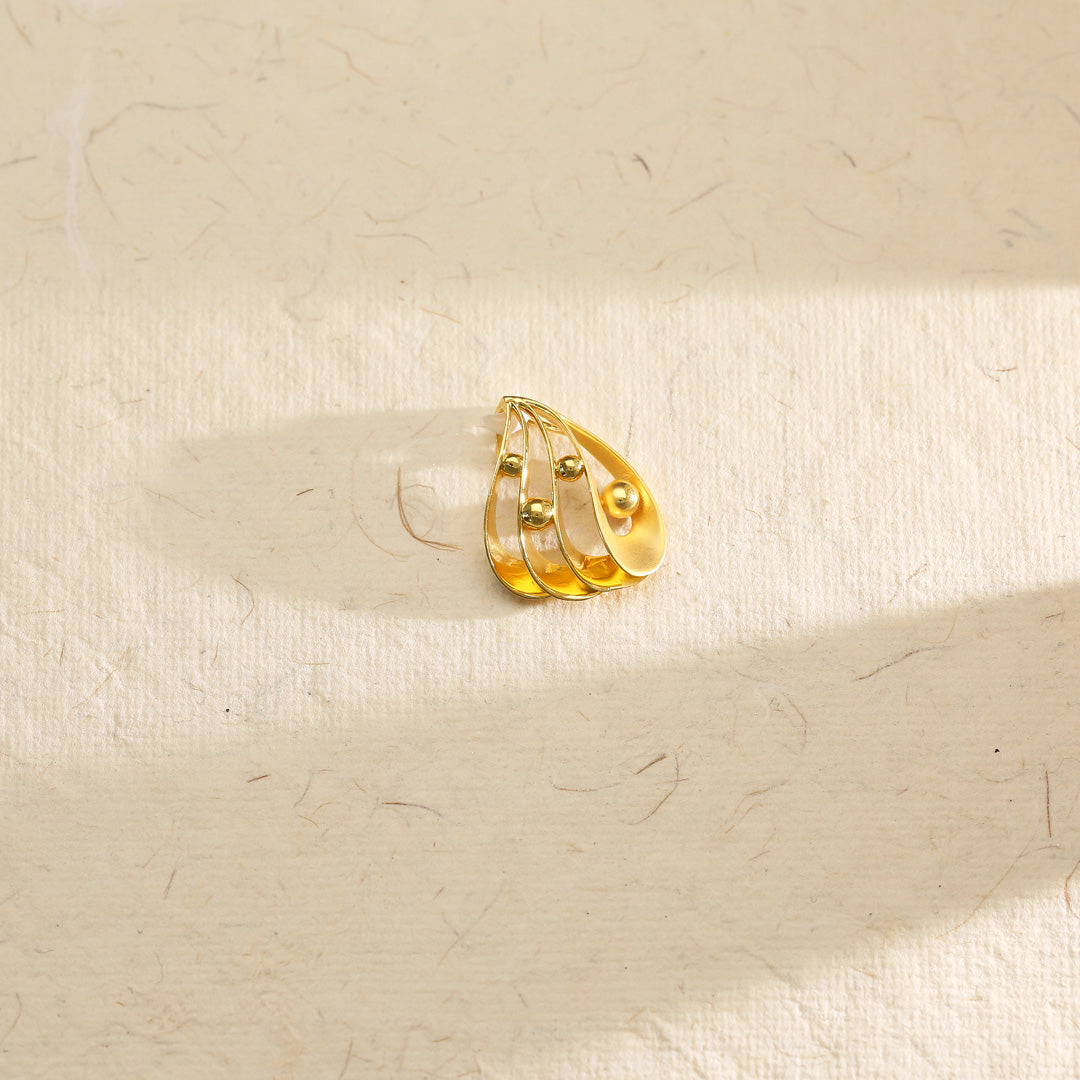 Solar Edge Gold Classic Pendant for Women