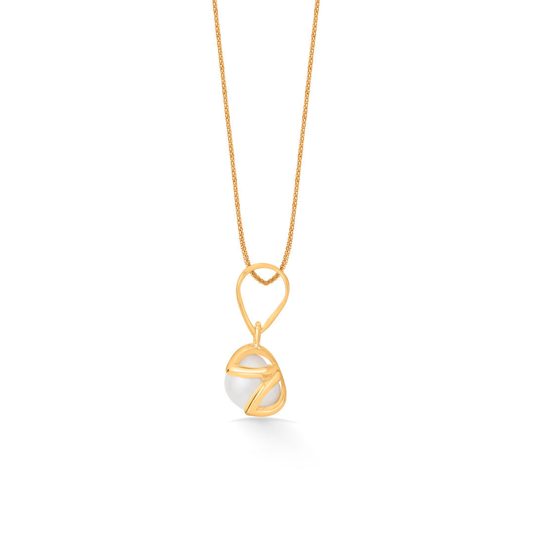Sunlit Pearl Gold Pendant Set for Women