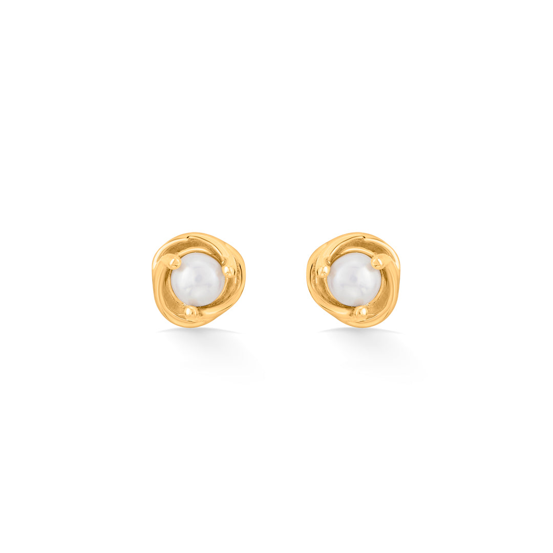 Pearl Blossom Gold Pendant Set for Women