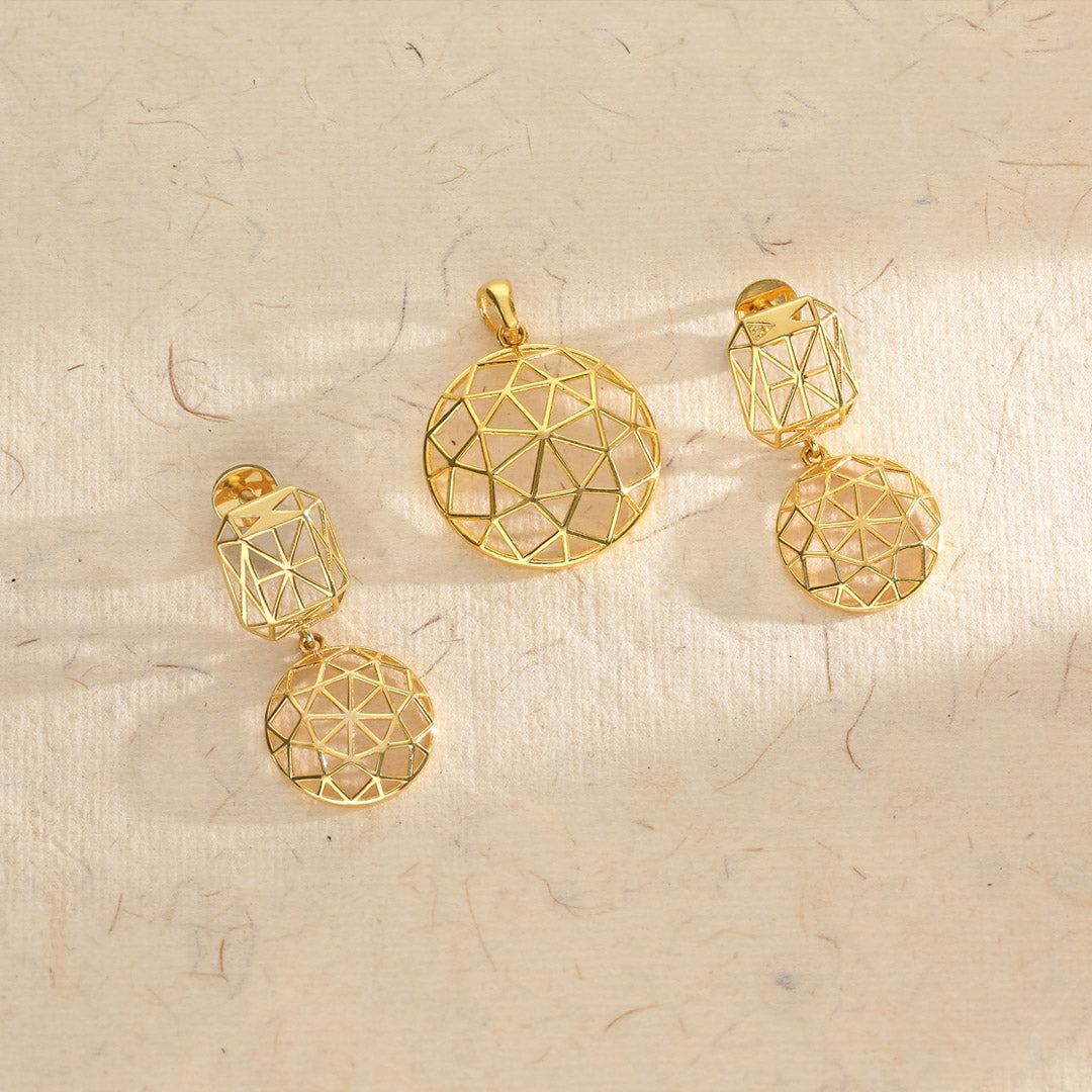 Luminous Halo Gold Pendant Set for Women