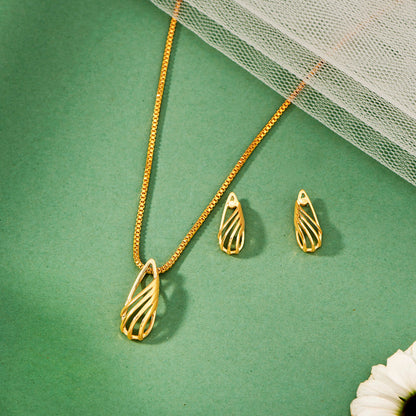 Light Cascade Gold Pendant Set for Women
