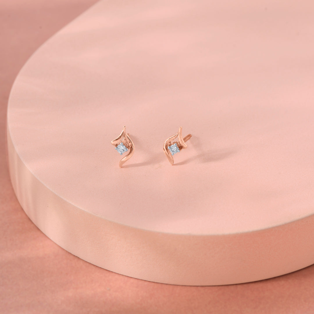 Comet Glow Diamond & Gold Stud Earrings for Women