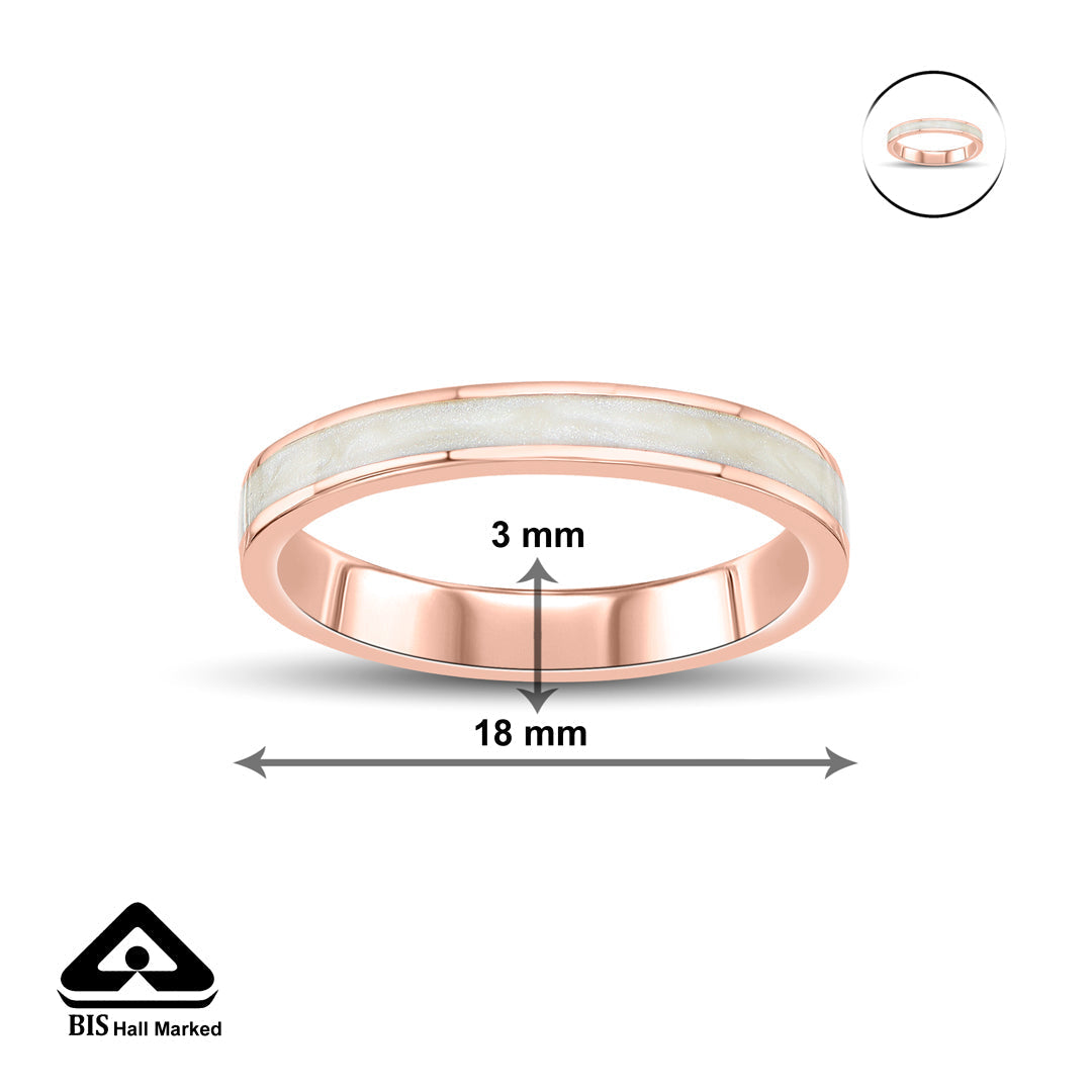 Sleek Line Gold Band Ring for Women