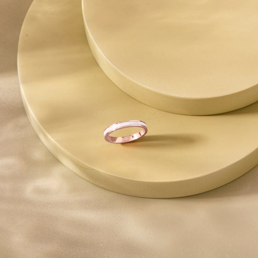 Sleek Line Gold Band Ring for Women