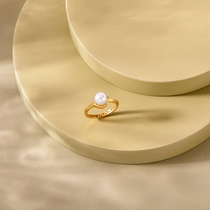 Pearl Gleam Gold Casual Ring for Women