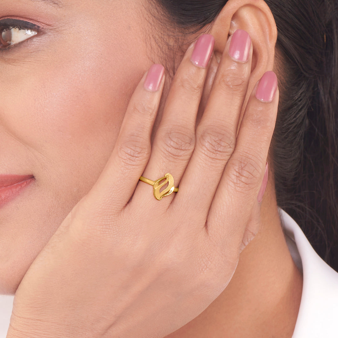 Woven Breeze Gold Casual Ring for Women