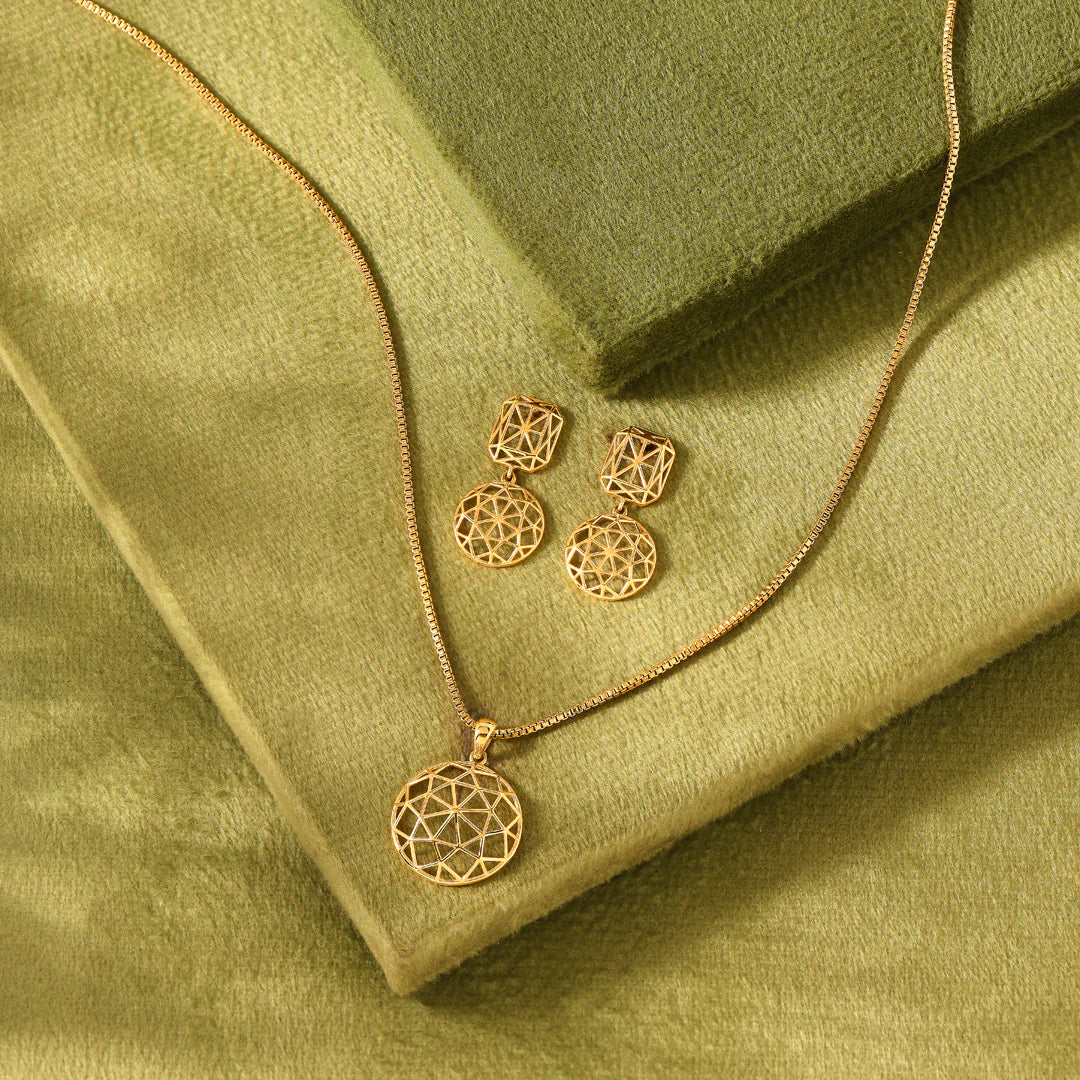 Luminous Halo Gold Pendant Set for Women