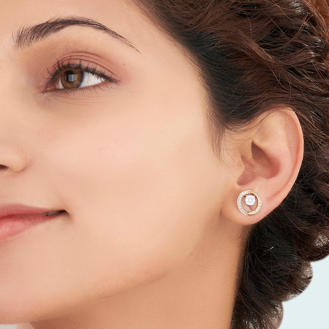 Opulent Glow Diamond & Gold Stud Earrings for Women