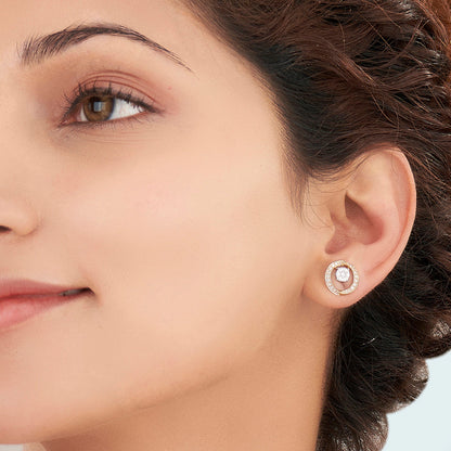 Opulent Glow Diamond & Gold Stud Earrings for Women